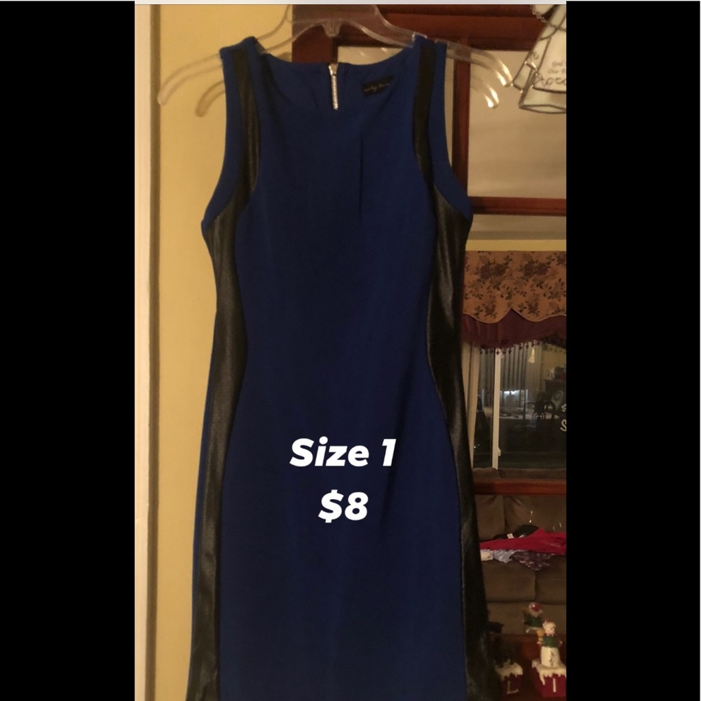 Dark blue city triangles formal dress